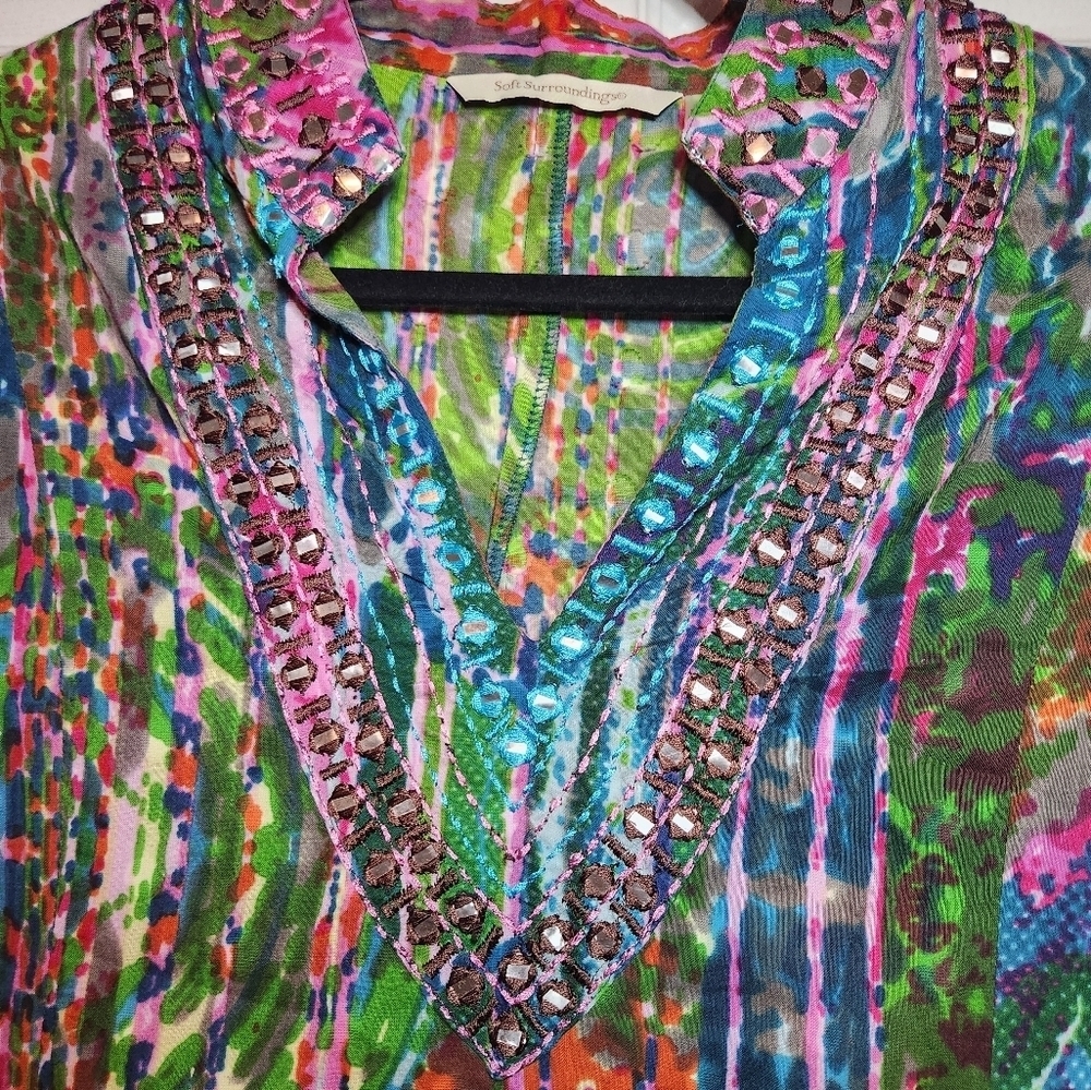 Soft Surroundings Batik Oversized Embroidered V-Neck Long Sleeve Tunic Size M - Picture 3 of 8